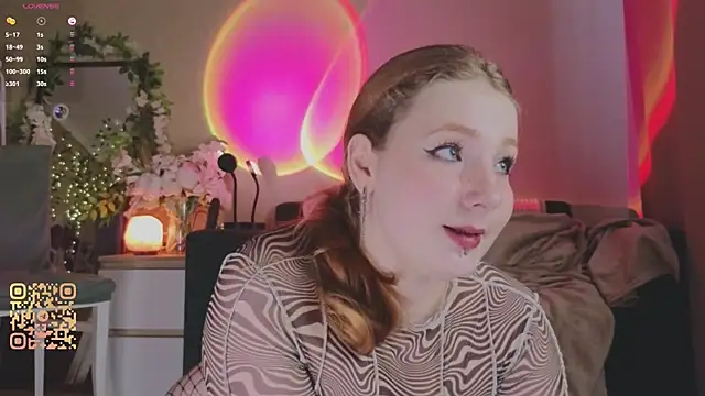 Snapshot of Miss_Ida_ chatting on May 2026 02:24:02 PM Miss Ida online show from May 2026 02:24:02 PM