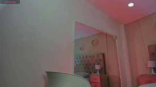 Agathaargent  online show from November 2025 04:24:02 AM