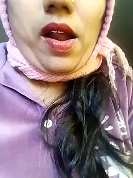 Shoni   online show from January 2026 04:38:02 AM