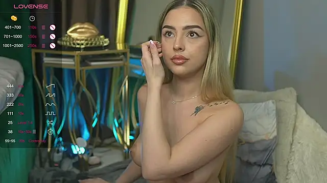 ScarletColes online show from January 2025 05:19:02 AM