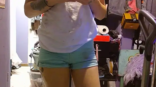 Snapshot of watermellonpussy chatting on June 2026 11:44:01 AM watermellonpussy online show from June 2026 11:44:01 AM