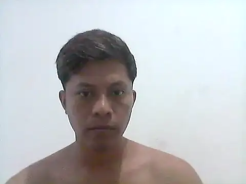 Snapshot of jhonxxx12345 chatting on April 2026 05:25:01 PM jhonxxx12345 online show from April 2026 05:25:01 PM