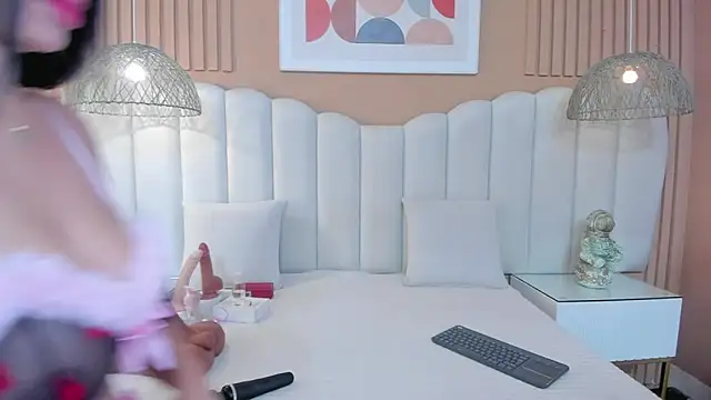 Sara Vanegas online show from March 2026 11:37:01 AM