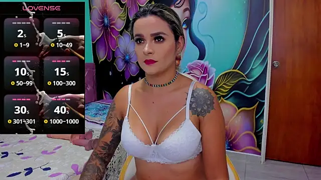 Snapshot of mia_bigtits17 chatting on March 2025 01:20:02 AM mia bigtits17 online show from March 2025 01:20:02 AM