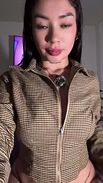 Snapshot of Roxanne_08 chatting on May 2026 12:26:02 AM Roxanne 08 online show from May 2026 12:26:02 AM