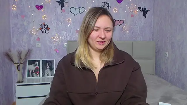 SallyVerda online show from February 2025 06:51:01 PM