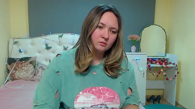 SallyVerda online show from April 2026 03:02:01 AM