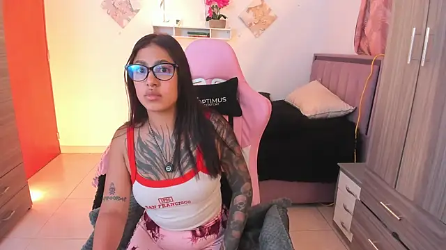 Kayla foxxy online show from April 2026 12:11:02 AM