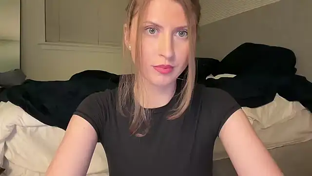 YUMIandbigWOLF online show from July 2026 02:29:02 AM