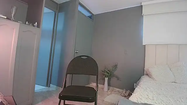 Snapshot of arteverena chatting on January 2025 09:04:01 PM arteverena online show from January 2025 09:04:01 PM