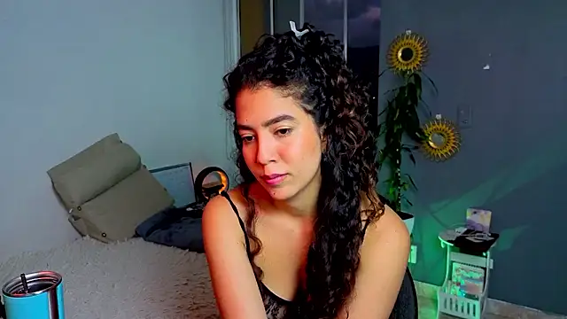 arteverena online show from February 2026 11:25:01 PM