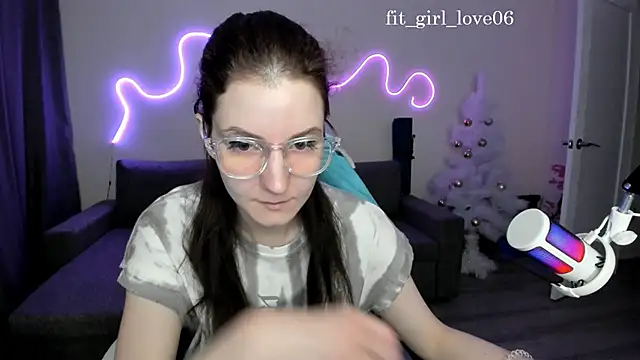 Snapshot of Bridget_fitness chatting on January 2025 01:58:01 PM Bridget fitness online show from January 2025 01:58:01 PM