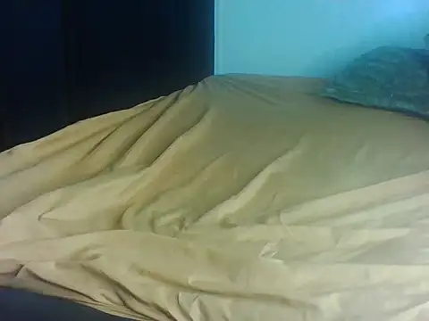 Switmelanin online show from February 2026 01:01:02 PM