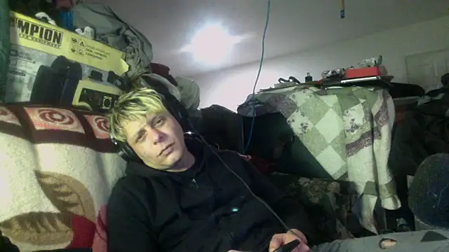 Phelyxx elgato online show from January 2025 02:02:02 PM