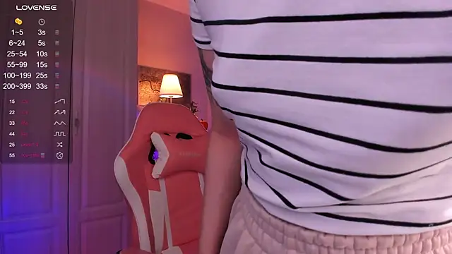 FreyaRaya online show from December 2024 11:45:02 AM