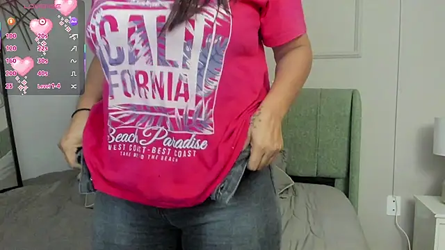 Sussanewolf online show from February 2026 01:44:01 PM