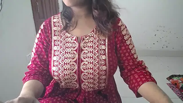 Snapshot of Dayna-36 chatting on October 2025 02:25:02 PM Dayna-36 online show from October 2025 02:25:02 PM