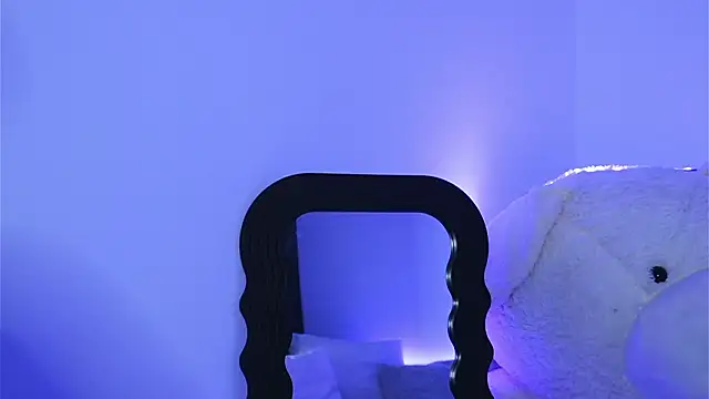 ivyleague  online show from February 2026 06:06:02 PM