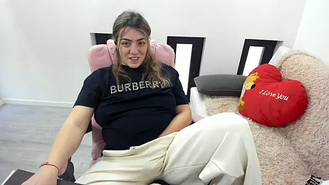 Dyana Kaylinn online show from March 2026 05:22:01 AM