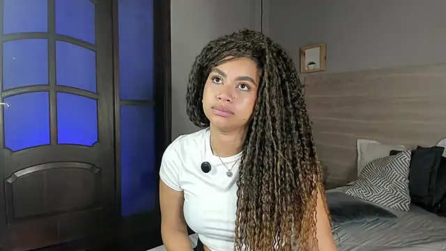 nayah   online show from March 2026 07:54:01 PM