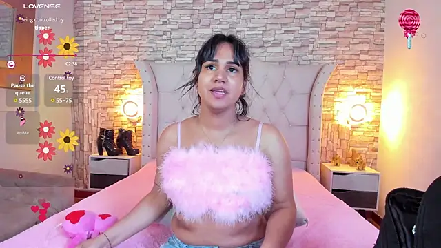 Kagome01 online show from February 2025 01:51:02 PM