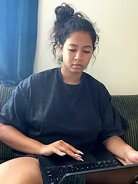 VanessaBling online show from January 2026 04:20:02 PM