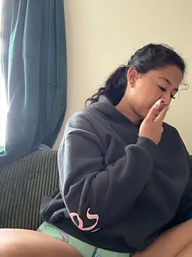 VanessaBling online show from April 2026 02:52:02 PM