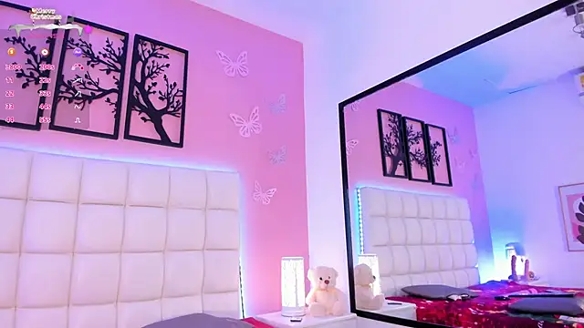 Snapshot of alyssa_vargas chatting on December 2024 03:37:01 PM alyssa vargas online show from December 2024 03:37:01 PM