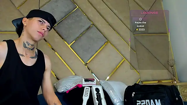 AmberAdams  online show from October 2025 02:50:01 PM