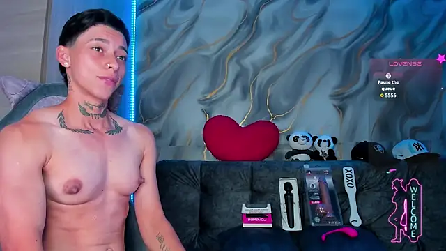 AmberAdams  online show from July 2026 11:32:02 PM