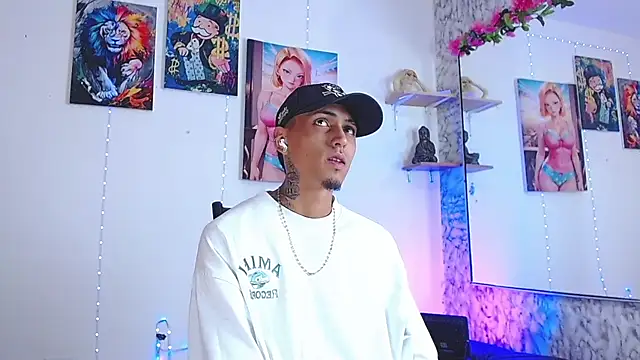 Liam lee online show from September 2025 09:49:01 PM