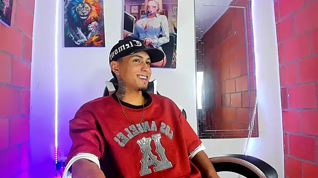 Liam lee online show from March 2026 11:31:02 PM