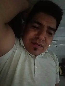 Snapshot of latino17 chatting on March 2026 07:45:01 AM latino17 online show from March 2026 07:45:01 AM