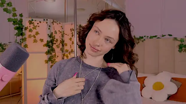 Snapshot of Meow_Nancy chatting on June 2026 05:10:02 AM Meow Nancy online show from June 2026 05:10:02 AM