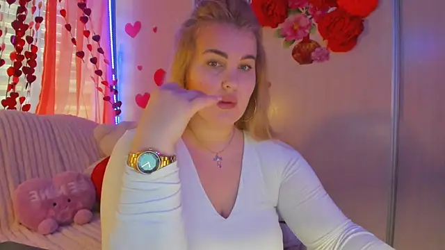 Snapshot of CoraSwon chatting on February 2025 07:42:02 AM CoraSwon online show from February 2025 07:42:02 AM