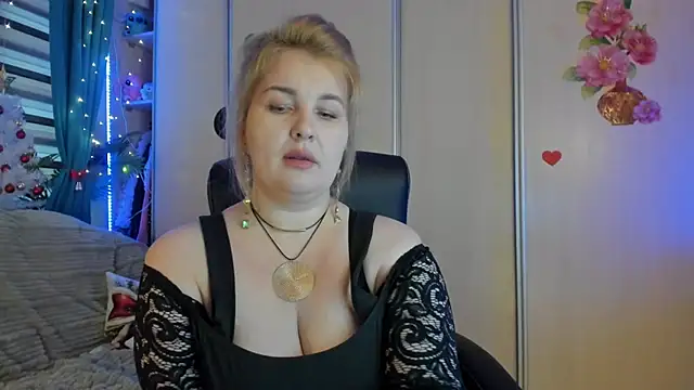 CoraSwon online show from January 2026 10:39:02 AM