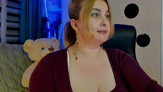 CoraSwon online show from March 2026 06:02:02 PM