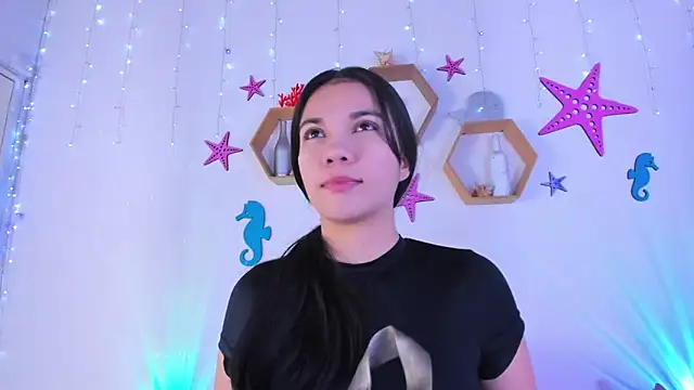 Emiily Parkerr online show from November 2025 02:55:01 AM