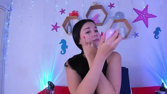 Emiily Parkerr online show from February 2026 03:11:01 AM