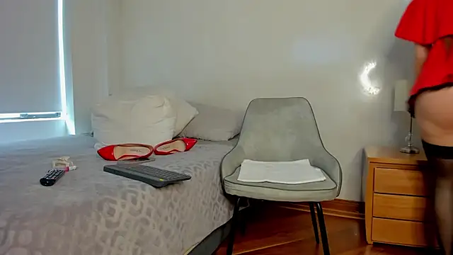 melisa ferretti online show from October 2025 07:04:02 PM