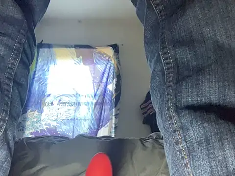 Snapshot of pantslesstraveler_plt chatting on September 2025 09:40:02 PM pantslesstraveler plt online show from September 2025 09:40:02 PM