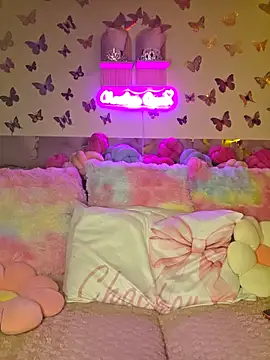 Chachou000 online show from March 2026 08:00:01 PM