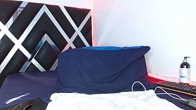 Levy Steve online show from April 2026 01:14:01 AM