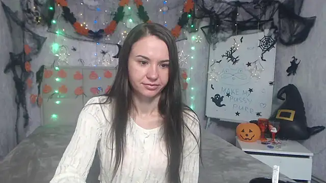 KaraCriegs online show from November 2025 06:32:01 PM