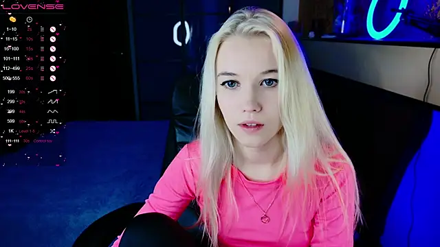 ShhhO O online show from January 2025 09:03:01 AM