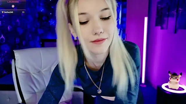 ShhhO O online show from February 2026 09:25:02 AM