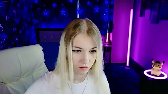 ShhhO O online show from April 2026 08:28:02 AM