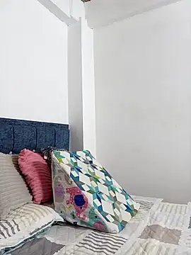 Iris love18 online show from October 2025 09:59:02 PM