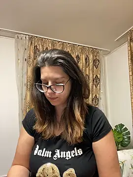 NadiraNoor online show from March 2026 11:30:02 PM