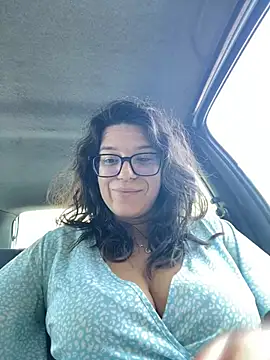 Snapshot of NadiraNoor chatting on June 2026 07:00:01 AM NadiraNoor online show from June 2026 07:00:01 AM